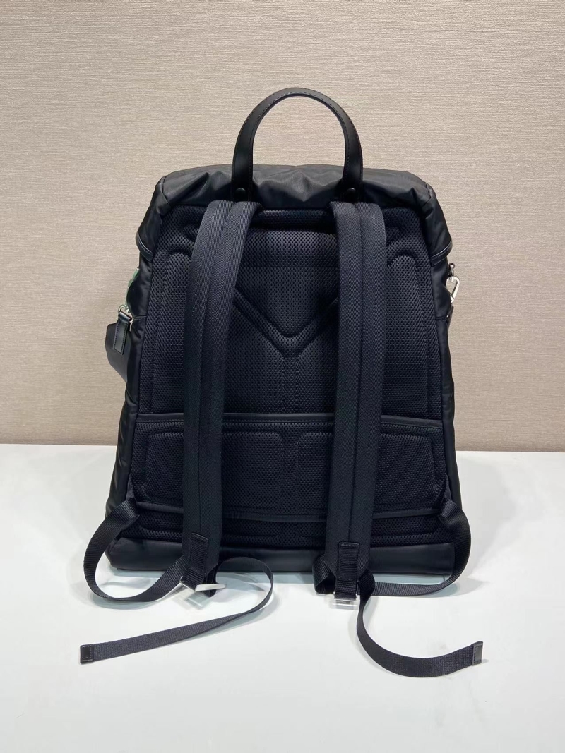 Pra*a backpacks
